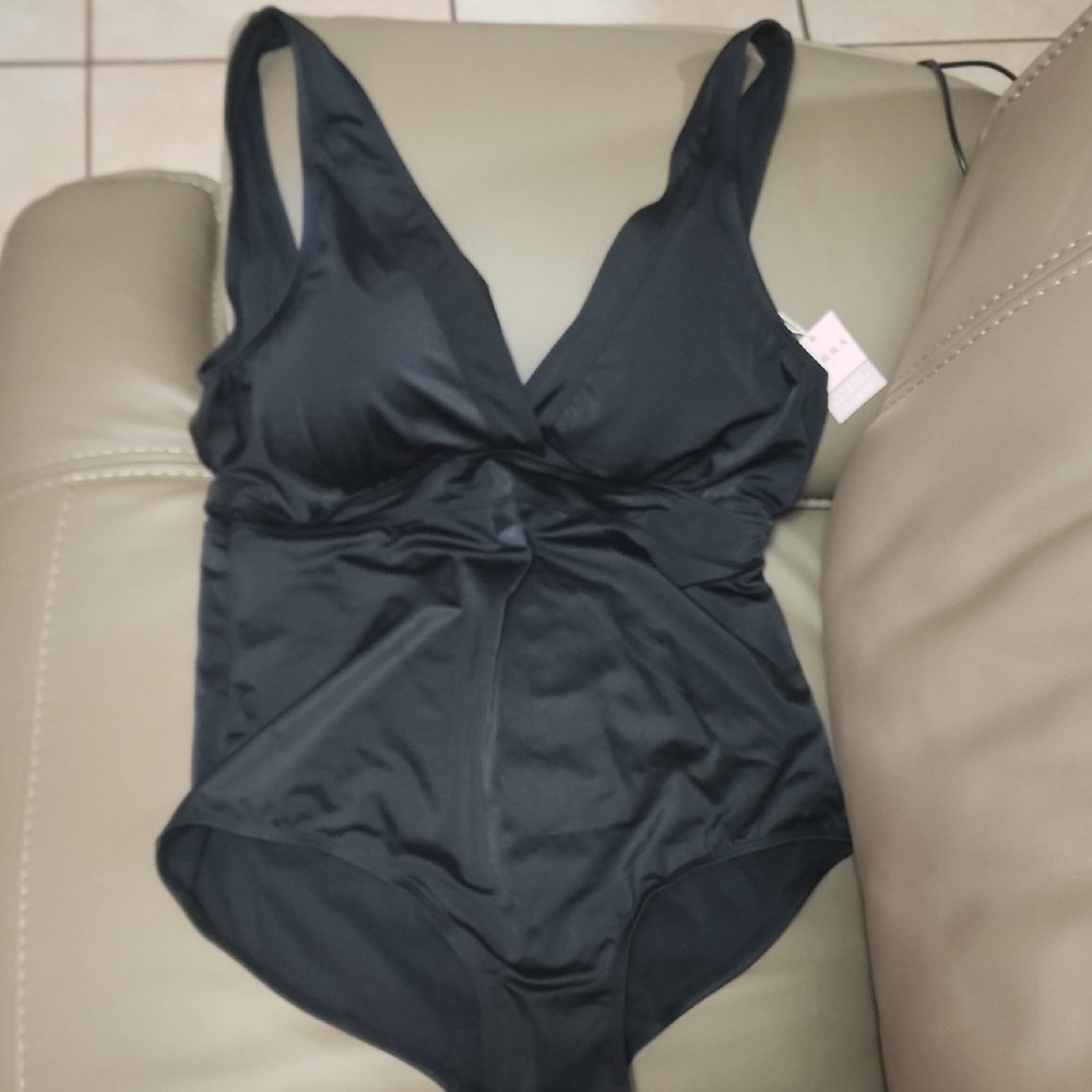 Serra NWT Black Women's One Piece Swimsuit